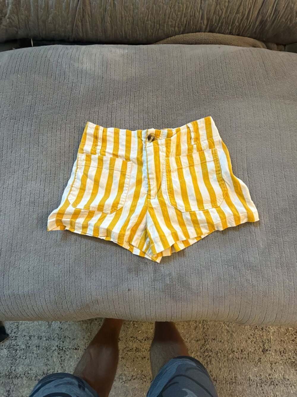 Maeve The Colette Shorts Size 26P Yellow White Striped Pocket
